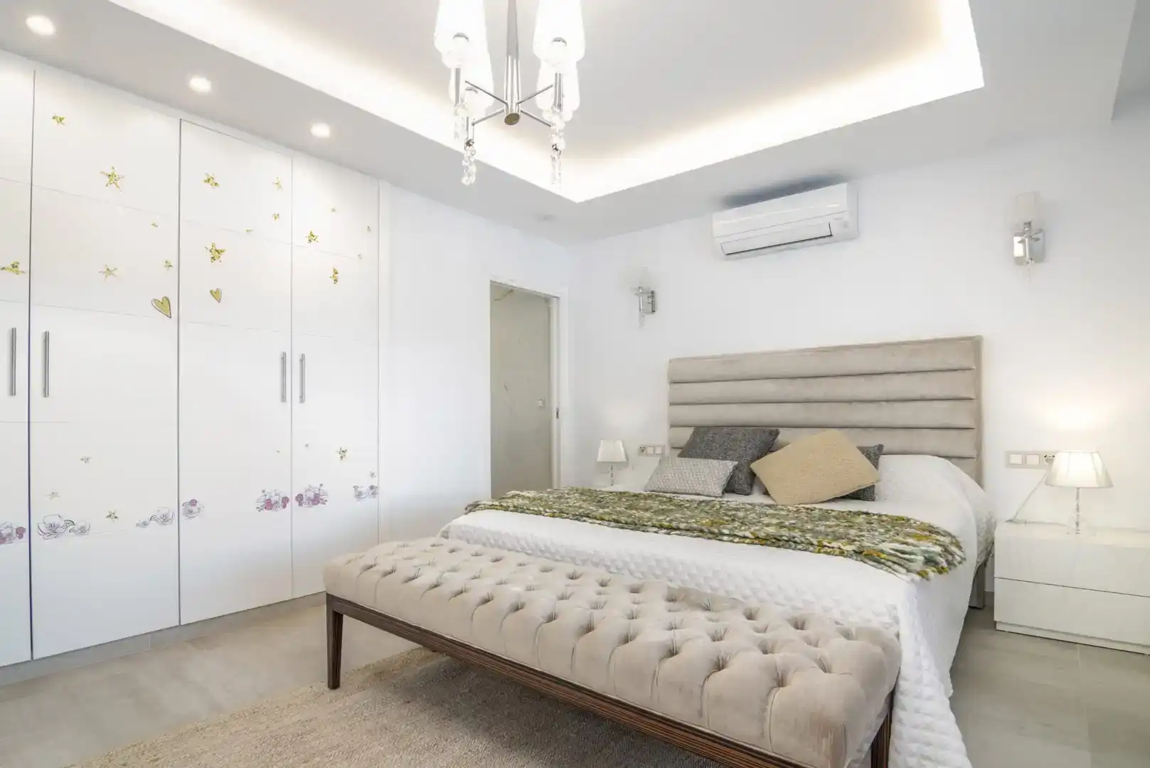 Dormitori de Dúplex en venda en Marbella amb Aire condicionat, Piscina i Balcó