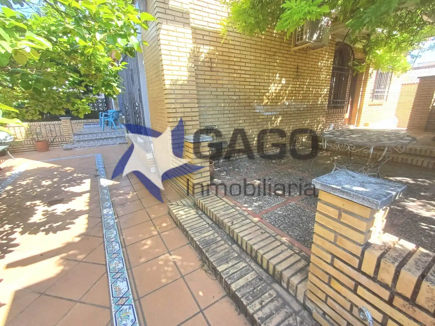 Außenansicht von Haus oder Chalet zum Verkauf in Córdoba mit Schwimmbad