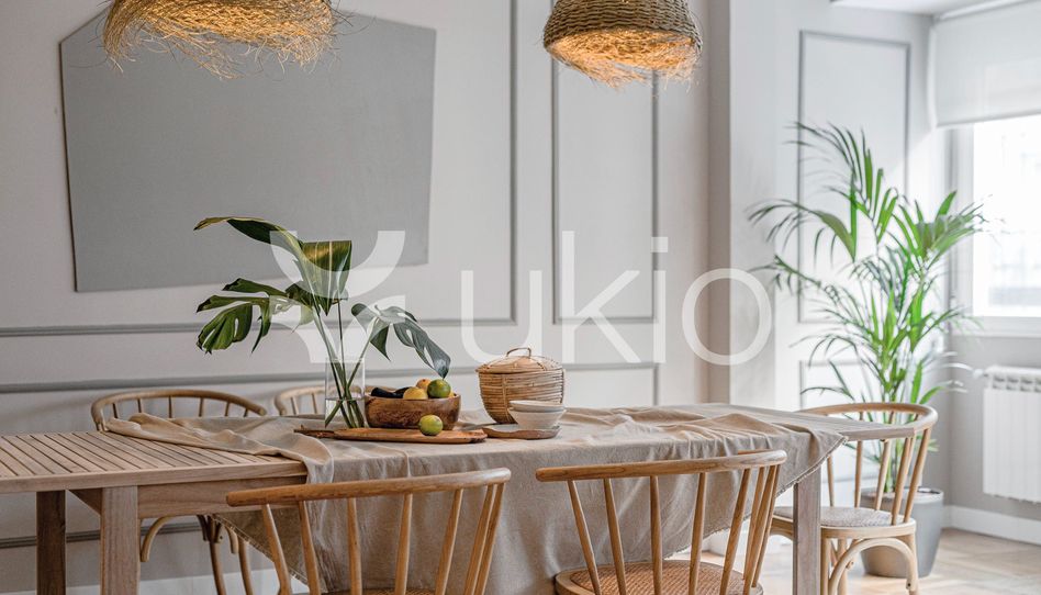 Apartamento de alquiler en Calle de Rafael Calvo, Almagro - Imagen 4
