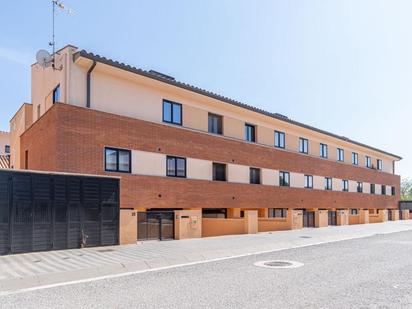 Vista exterior de Casa o xalet en venda en Figueres amb Aire condicionat i Terrassa