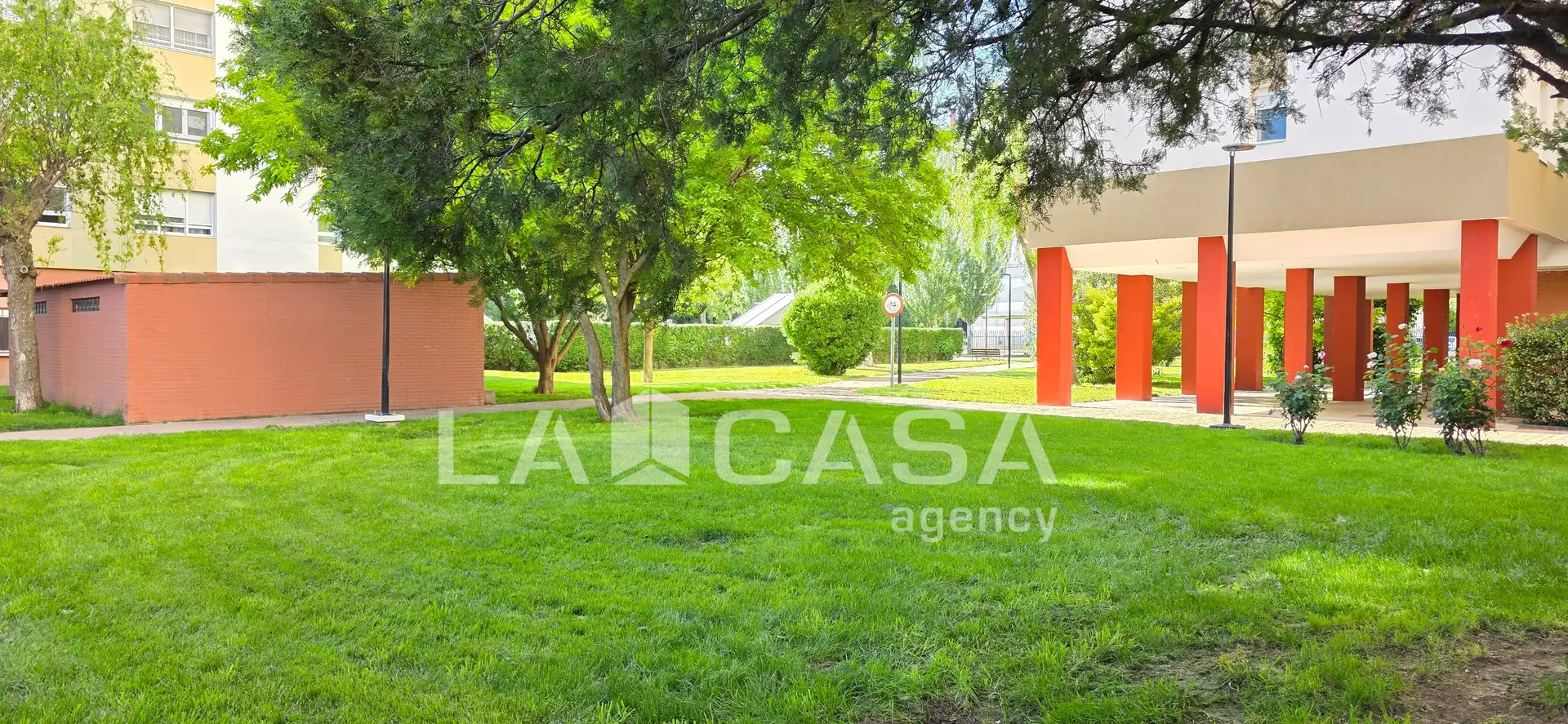 Piso en venta en Laguna de Duero con Calefacción y Trastero