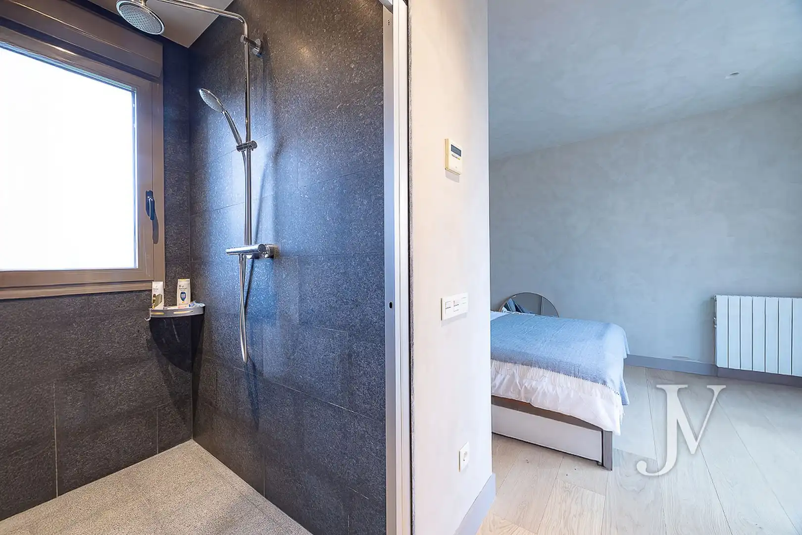 Bathroom of Houses for sale in Madrid  with Air Conditioner, Heating and Private garden