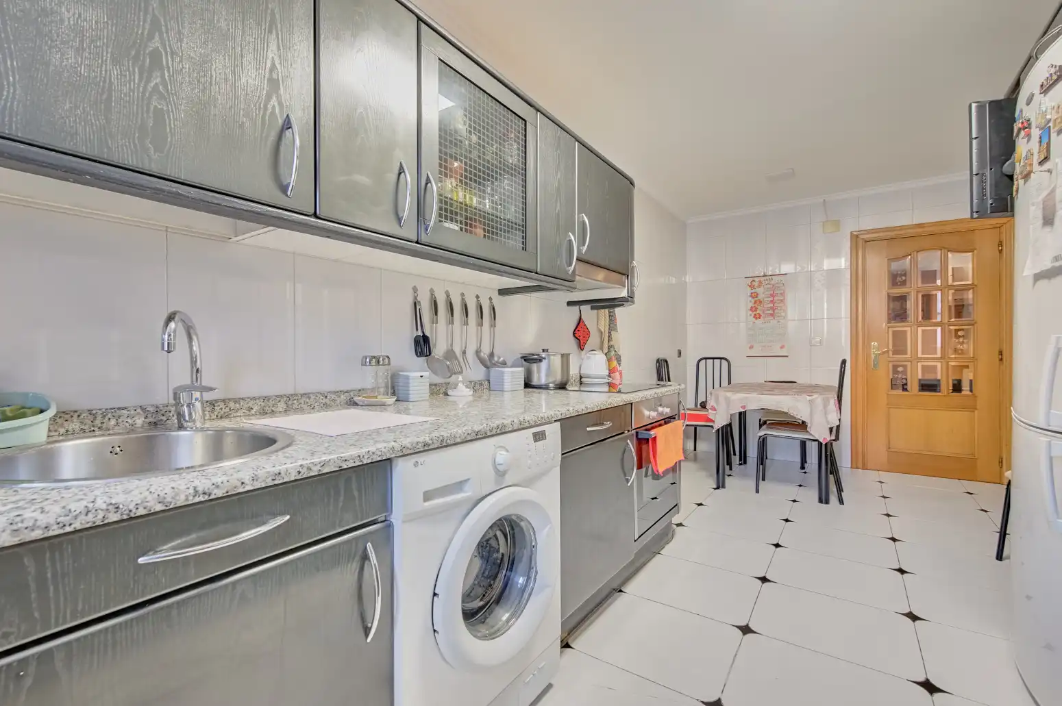 Kitchen of Commercial properties for sale in Puente la Reina / Gares  with Furnished