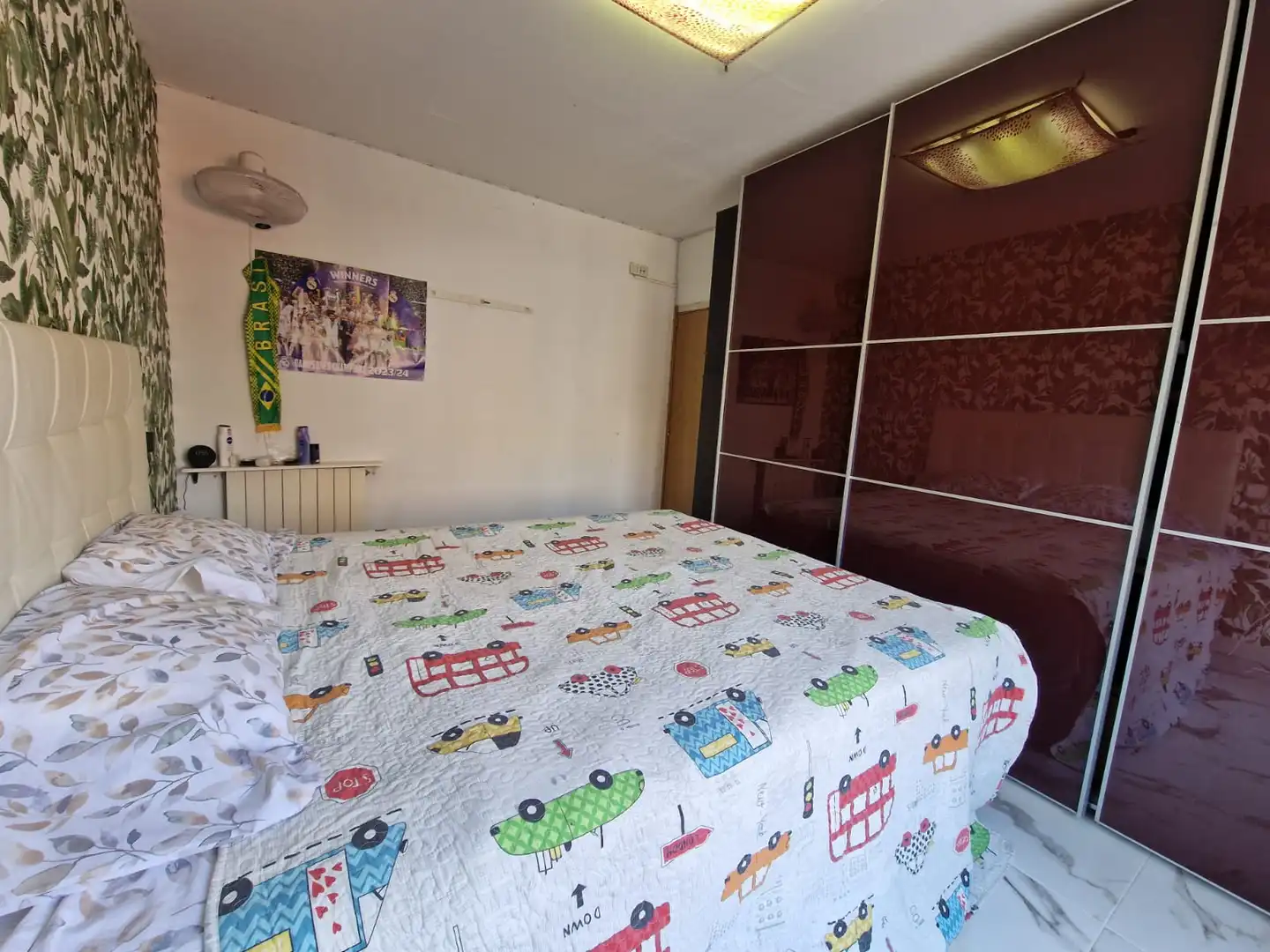 Habitación de Piso en venta en Badalona con Trastero, Horno y Balcón