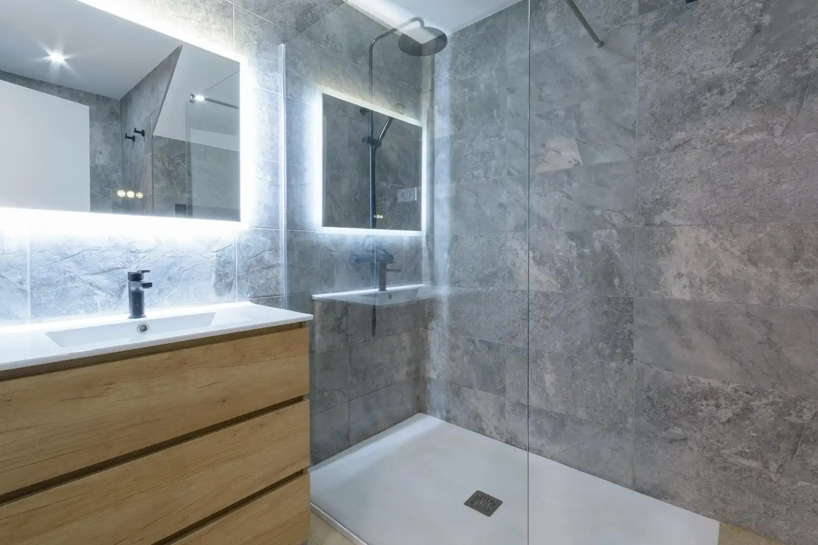 Baño de Casa o chalet en venta en Tavernes de la Valldigna con Terraza