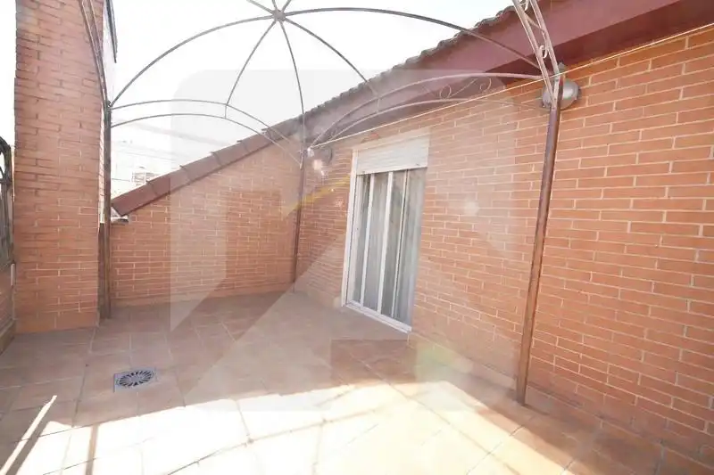 Terraza de Ático en venta en Valdemoro con Aire acondicionado, Calefacción y Terraza