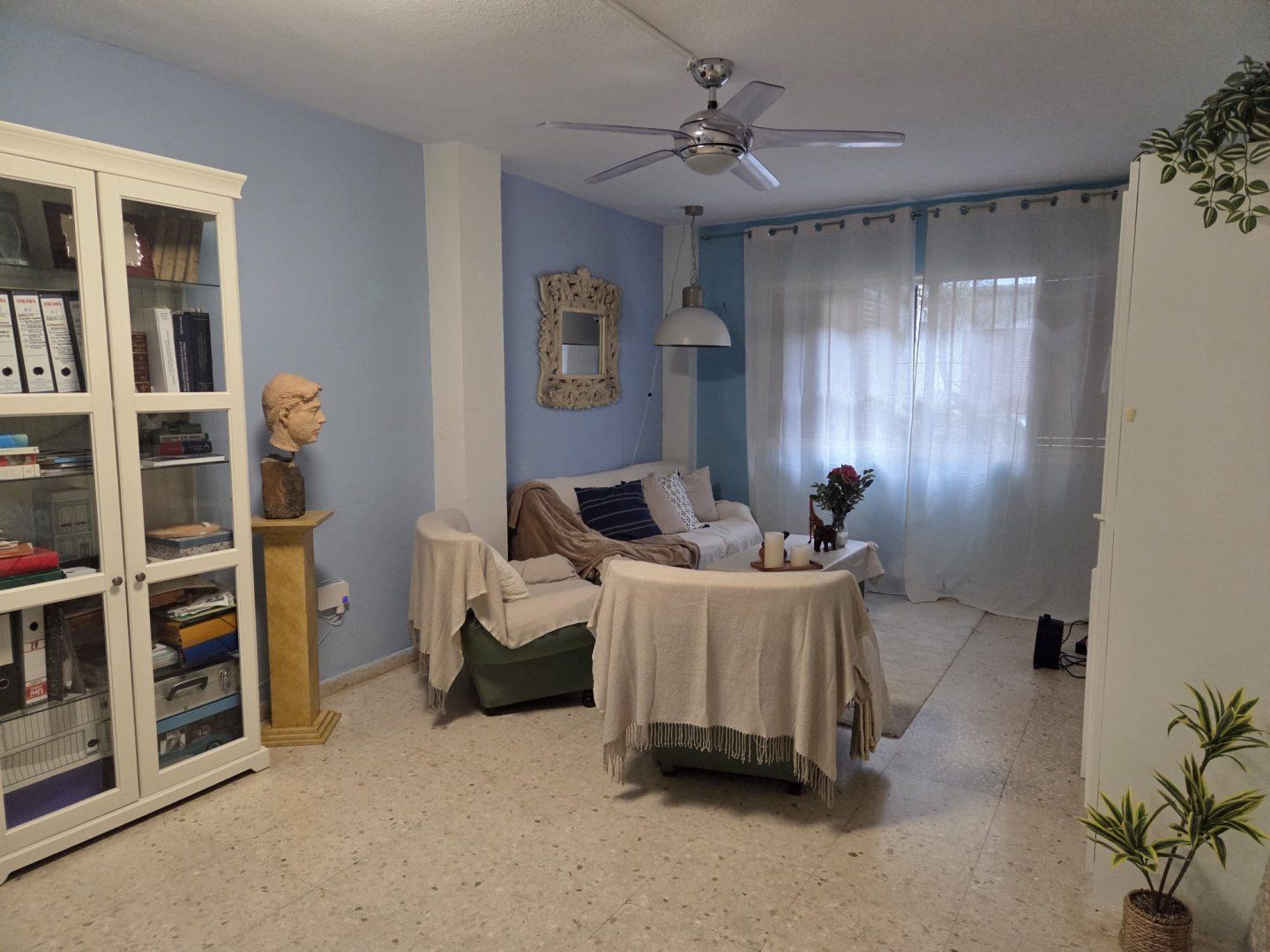 Wohnzimmer von Wohnung zum Verkauf in Castilleja de la Cuesta mit Klimaanlage und Heizung