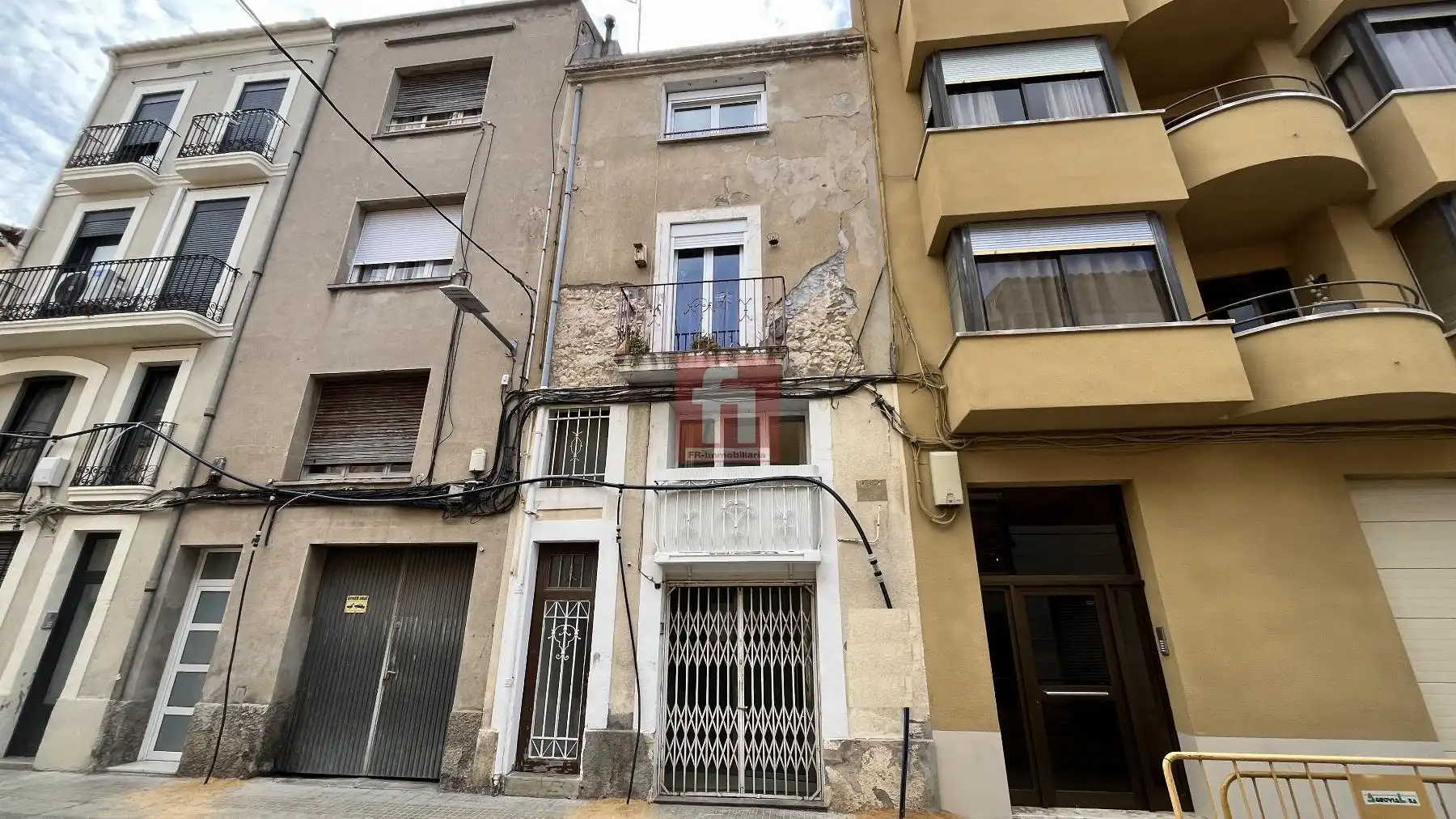 Vista exterior de Pis en venda en Vilafranca del Penedès amb Balcó