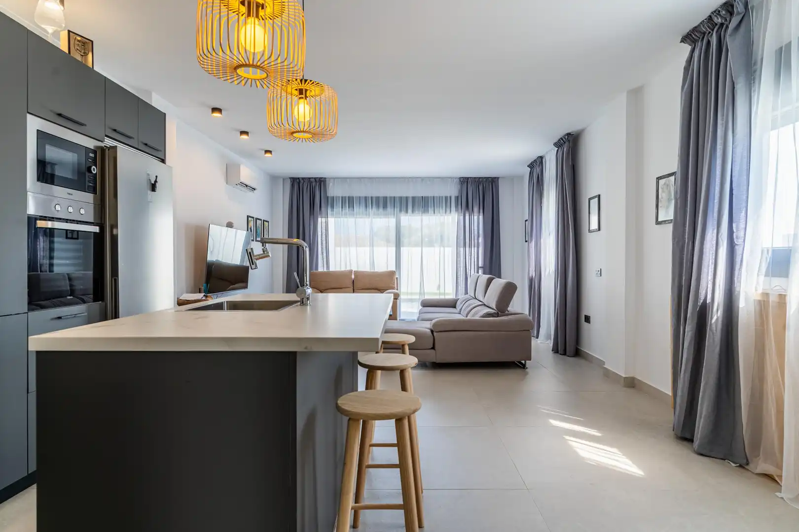 Sala de estar de Casa o chalet en venta en Chiclana de la Frontera con Jardín privado, Terraza y Piscina