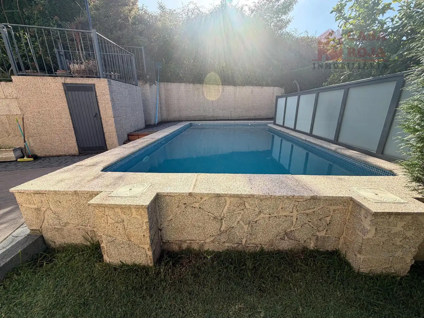 Swimming pool of Houses for sale in Cangas   with Heating, Terrace and Storage room