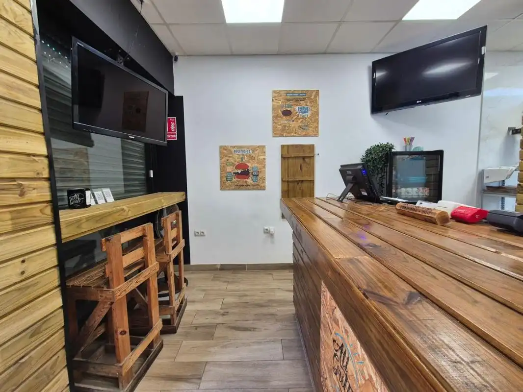 Local comercial en venda a Calle Rafaela, imagen 3