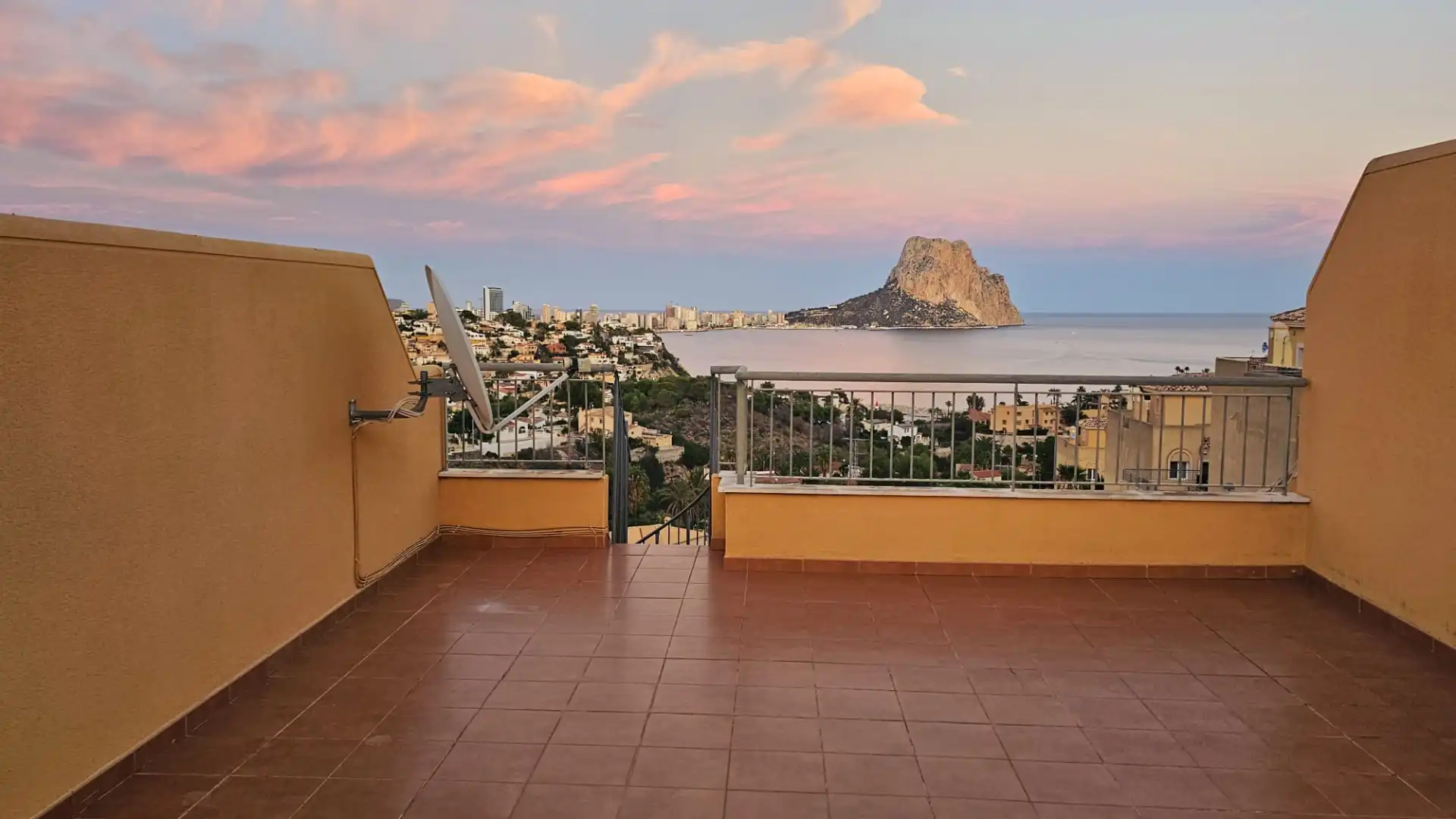 Terraza de Casa adosada en venta en Calpe / Calp con Aire acondicionado, Terraza y Amueblado