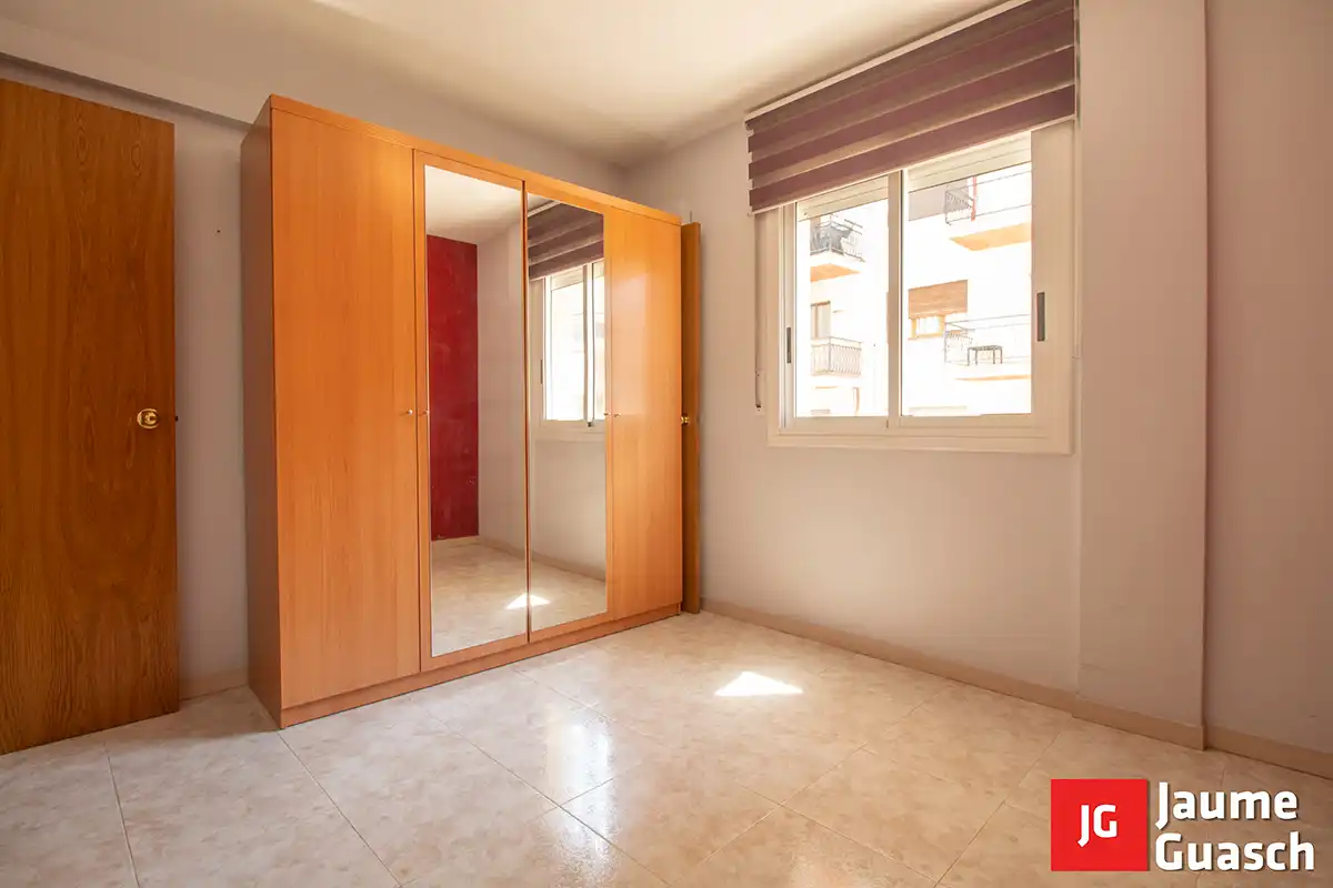Bedroom of Flat for sale in Torredembarra  with Air Conditioner, Heating and Oven