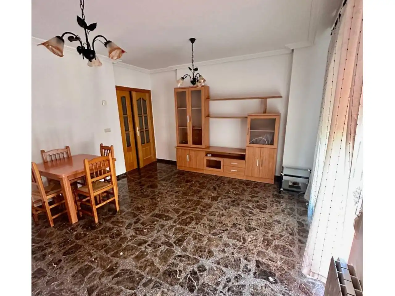 Wohnzimmer von Wohnungen zum Verkauf in  Albacete Capital mit Heizung, Abstellraum und Balkon