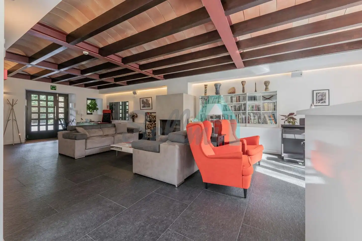 Sala d'estar de Casa o xalet en venda en Valdés - Luarca amb Calefacció, Jardí privat i Terrassa