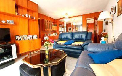 Living room of Flat for sale in Móstoles  with Heating, Terrace and Storage room