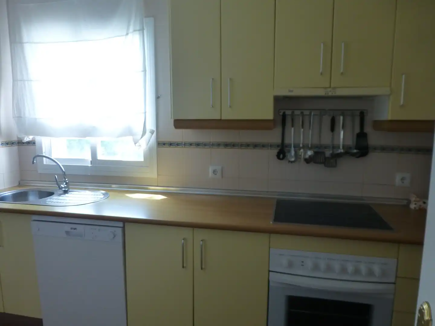 Kitchen of Attic for sale in Rota  with Air Conditioner, Terrace and Storage room