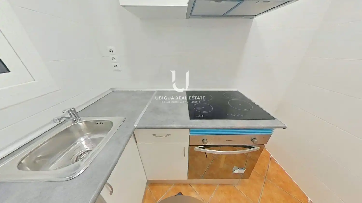 Kitchen of Flat for sale in Barcelona  with Terrace and Balcony