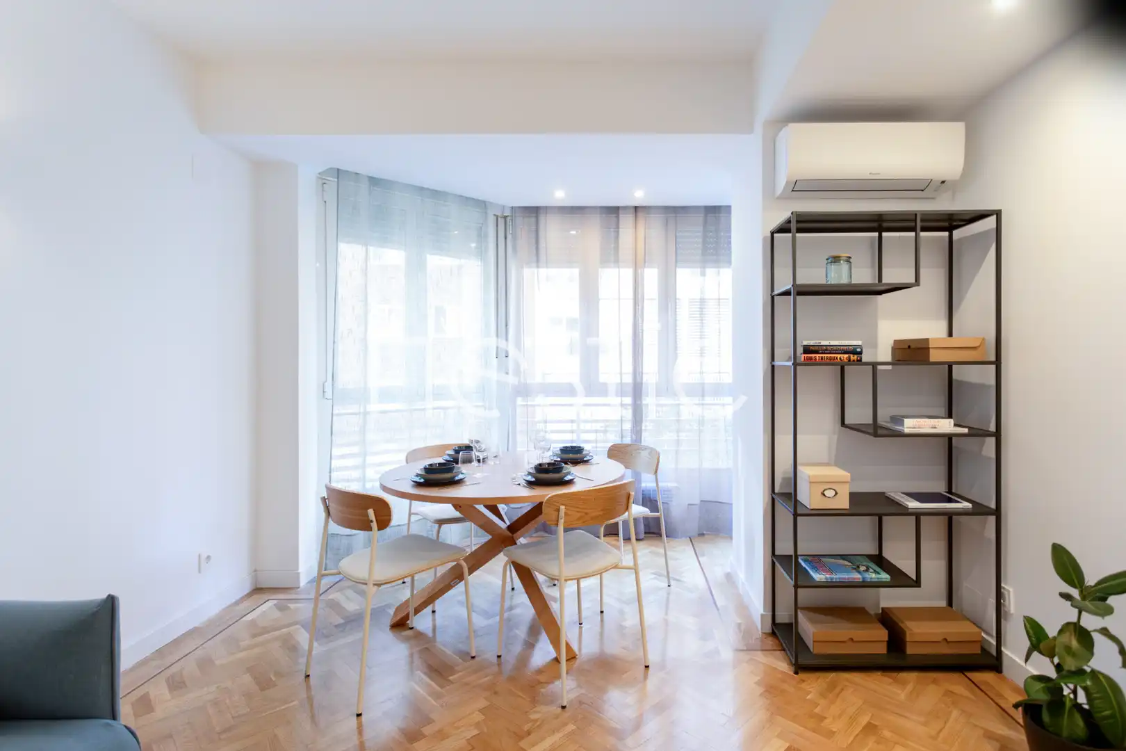 Esszimmer von Wohnungen zur Miete in Madrid mit Klimaanlage, Heizung und Möbliert