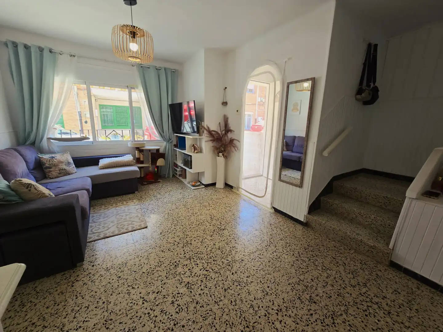 Sala de estar de Casa adosada en venta en Cambrils con Aire acondicionado, Trastero y Amueblado