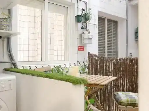 Terrassa de Pis per a compartir en Pontevedra Capital  amb Parquet, Moblat i Balcó