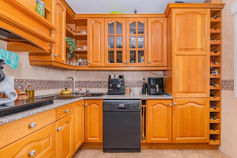 Kitchen of Single-family semi-detached for sale in Vegas del Genil
