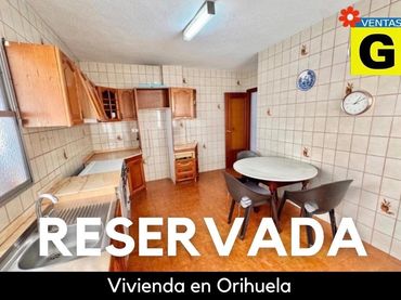 Piso con balcón en venta en Calle DUQUE DE TAMAMES 3