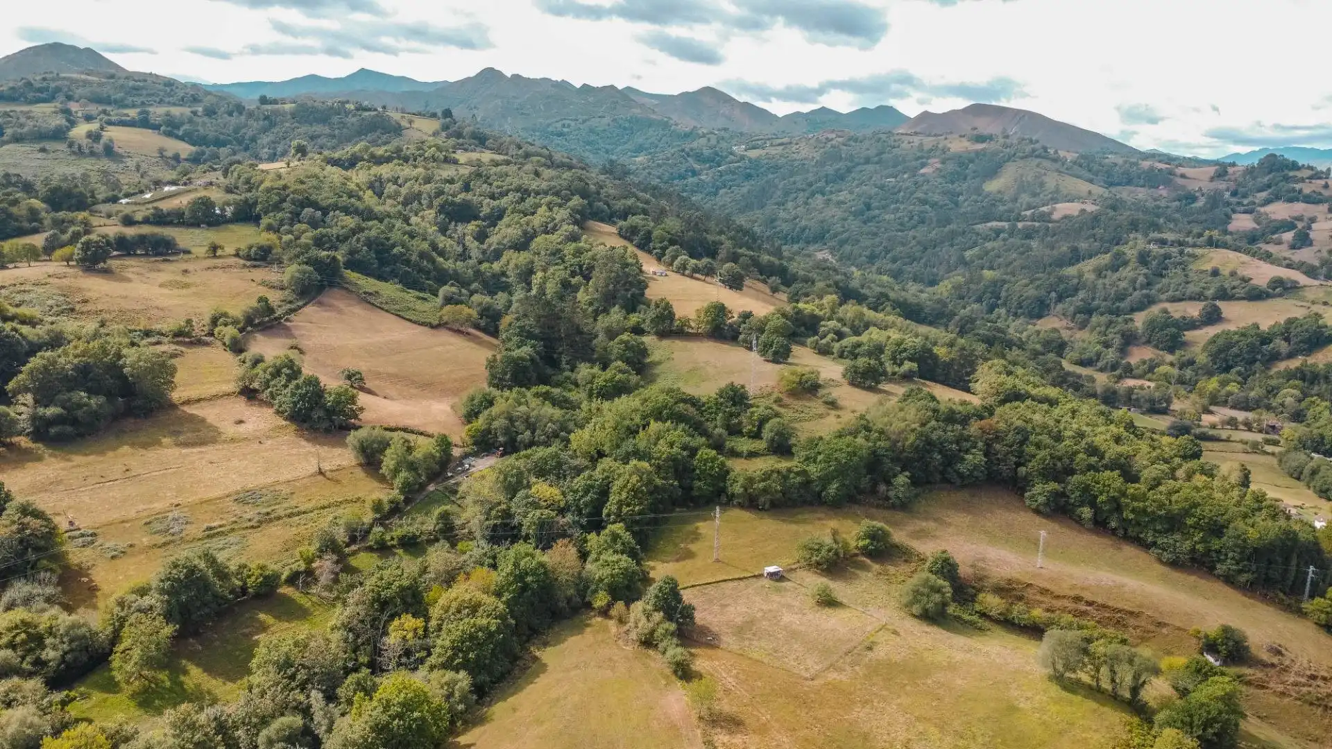 Casa o chalet en venta en Piloña con Calefacción, Jardín privado y Parquet