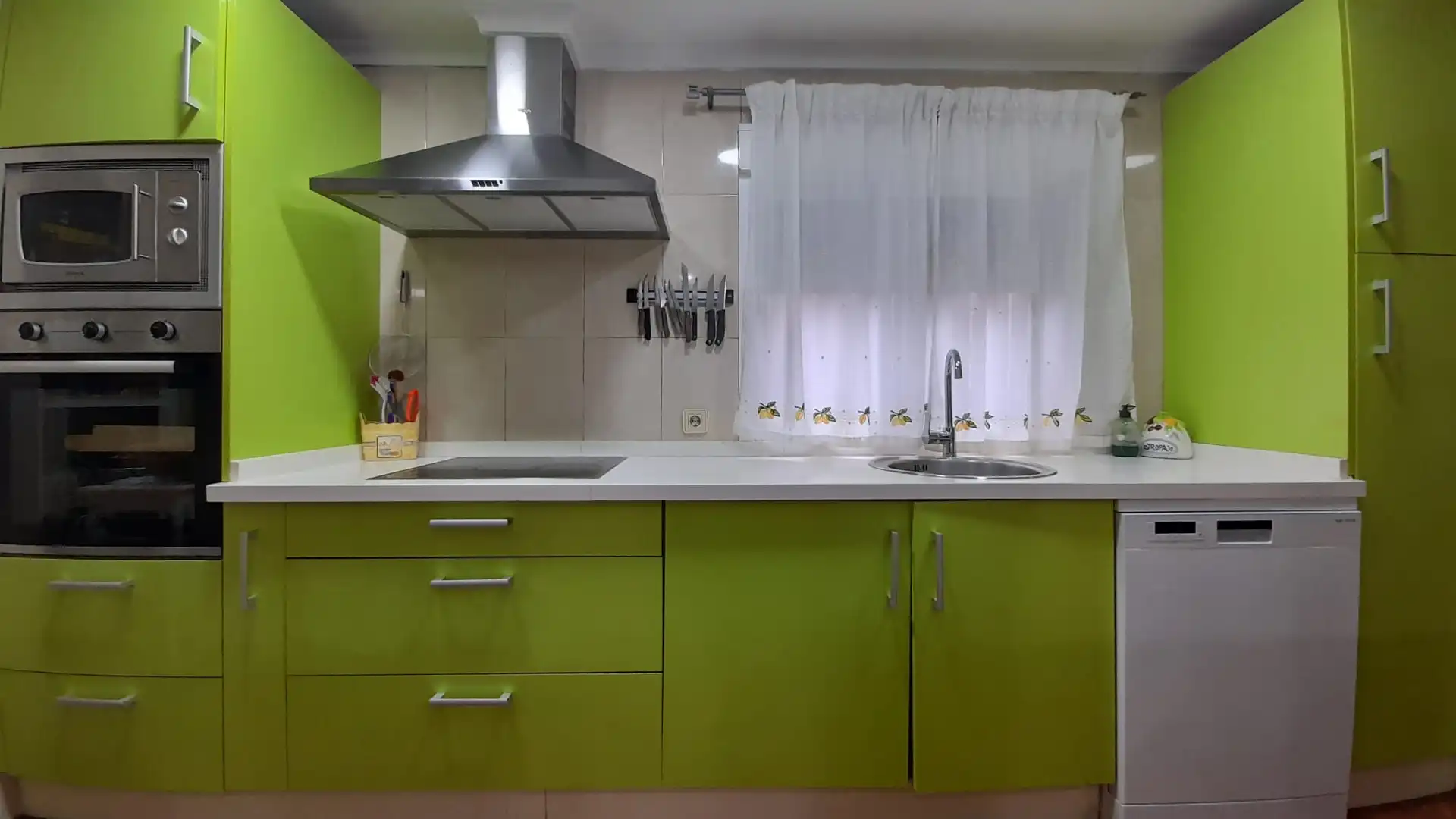 Kitchen of Houses for sale in Córdoba  with Air Conditioner, Heating and Private garden