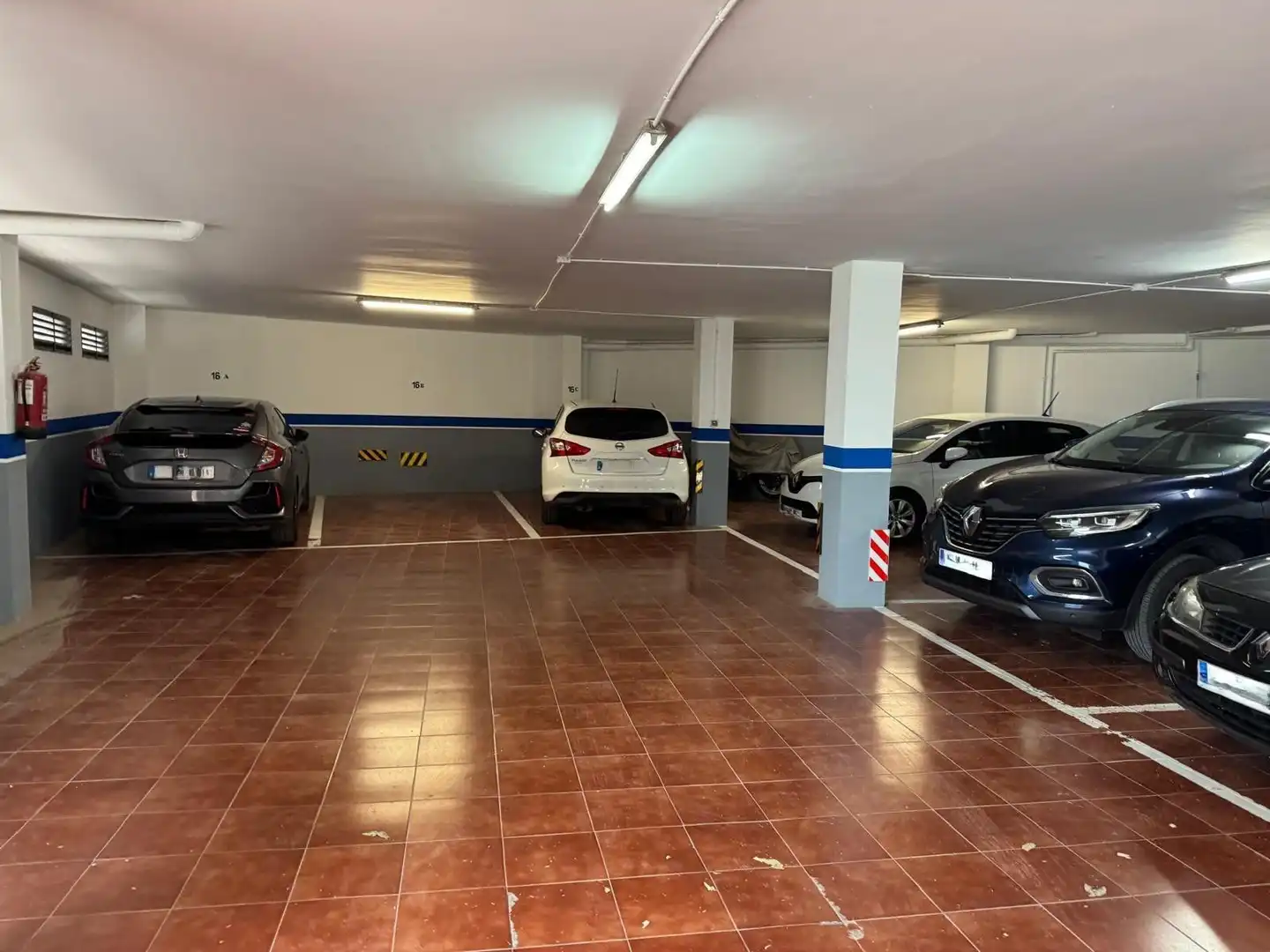 Aparcament en venda a Avda de Madrid - Pº de la Estación, imagen 4