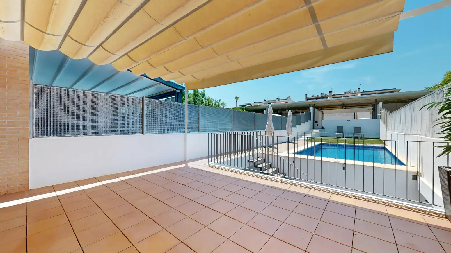 Terrassa de Casa adosada en venda en Torrent amb Aire condicionat, Calefacció i Parquet