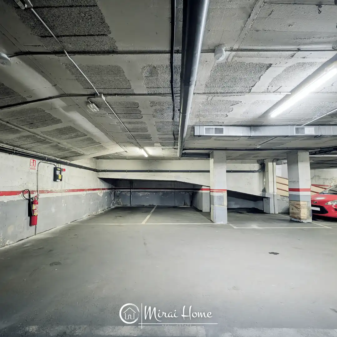 Parkplatz von Garage zum Verkauf in Granollers