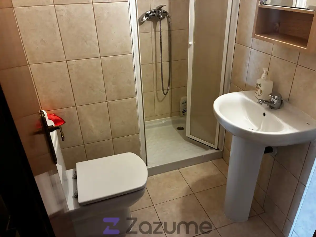 Badezimmer von Wohnung zur Miete in Segovia mit Heizung, Parkett und Möbliert