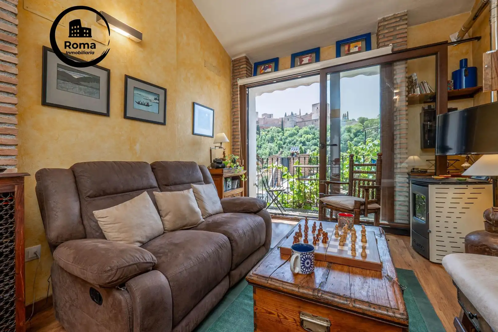 Sala de estar de Casa o chalet en venta en Granada con Terraza y Balcón