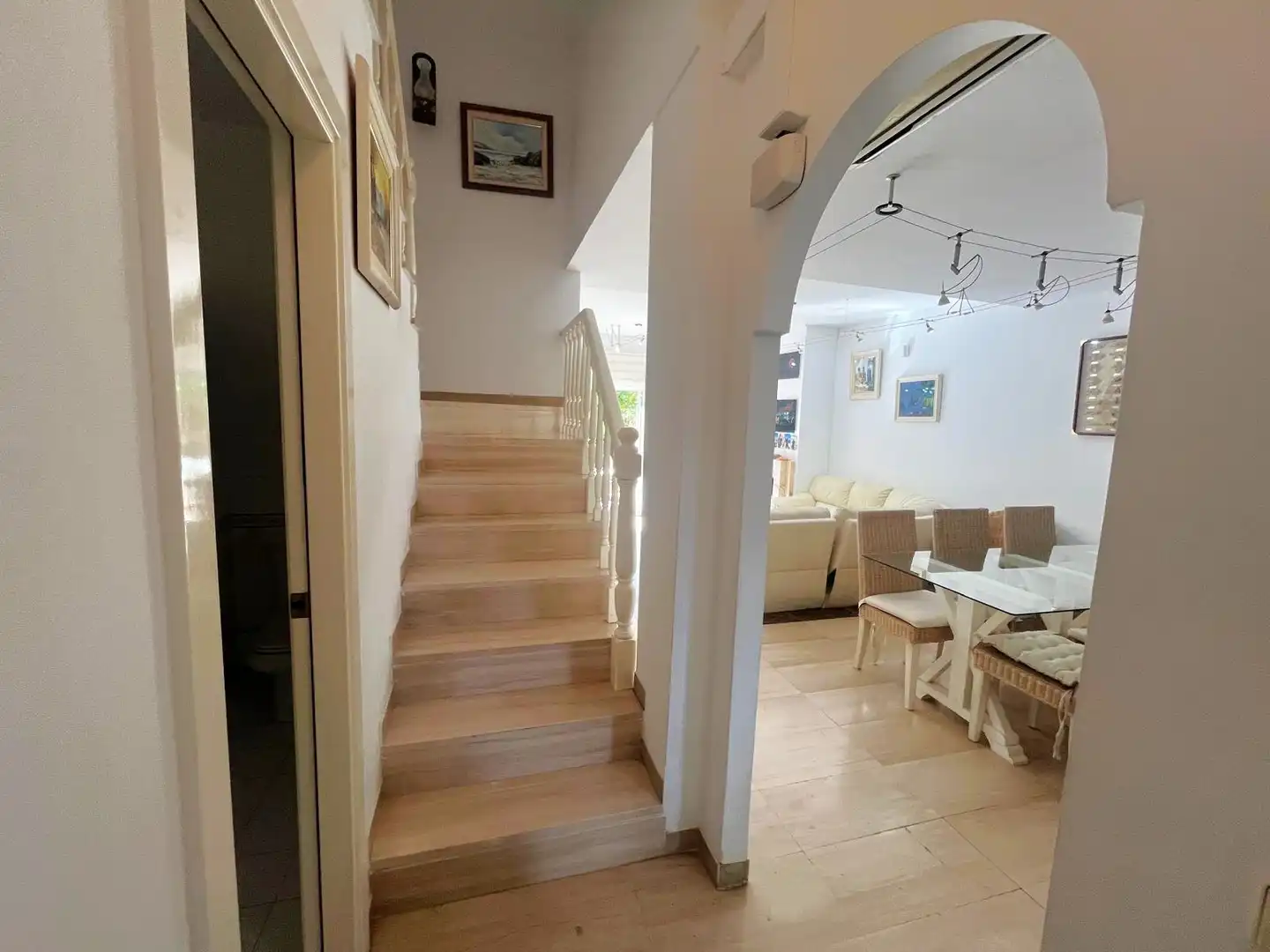Casa adosada en venta en Castell d'Aro, Platja d'Aro i s'Agaró con Jardín privado, Terraza y Amueblado