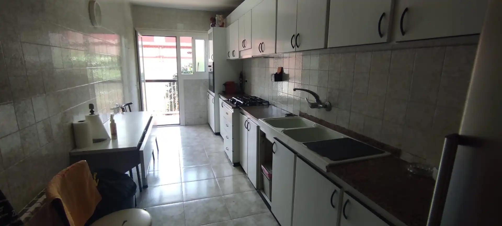 Kitchen of Flat for sale in Santa Coloma de Gramenet  with Air Conditioner, Heating and Terrace