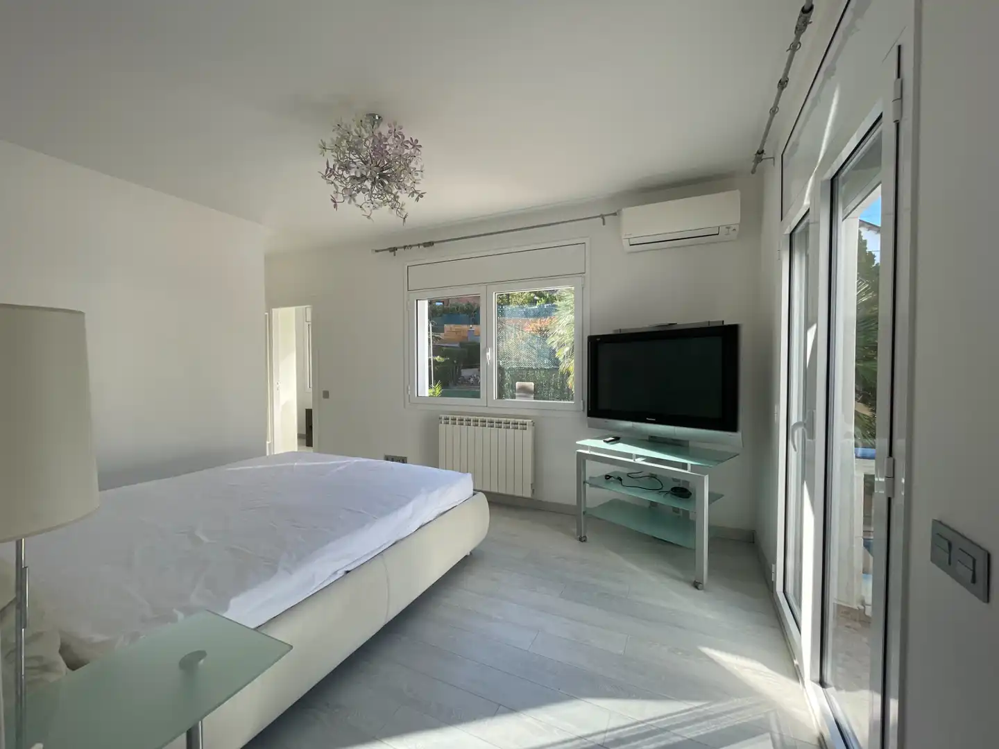 Bedroom of Houses for sale in Castelldefels  with Air Conditioner, Heating and Private garden