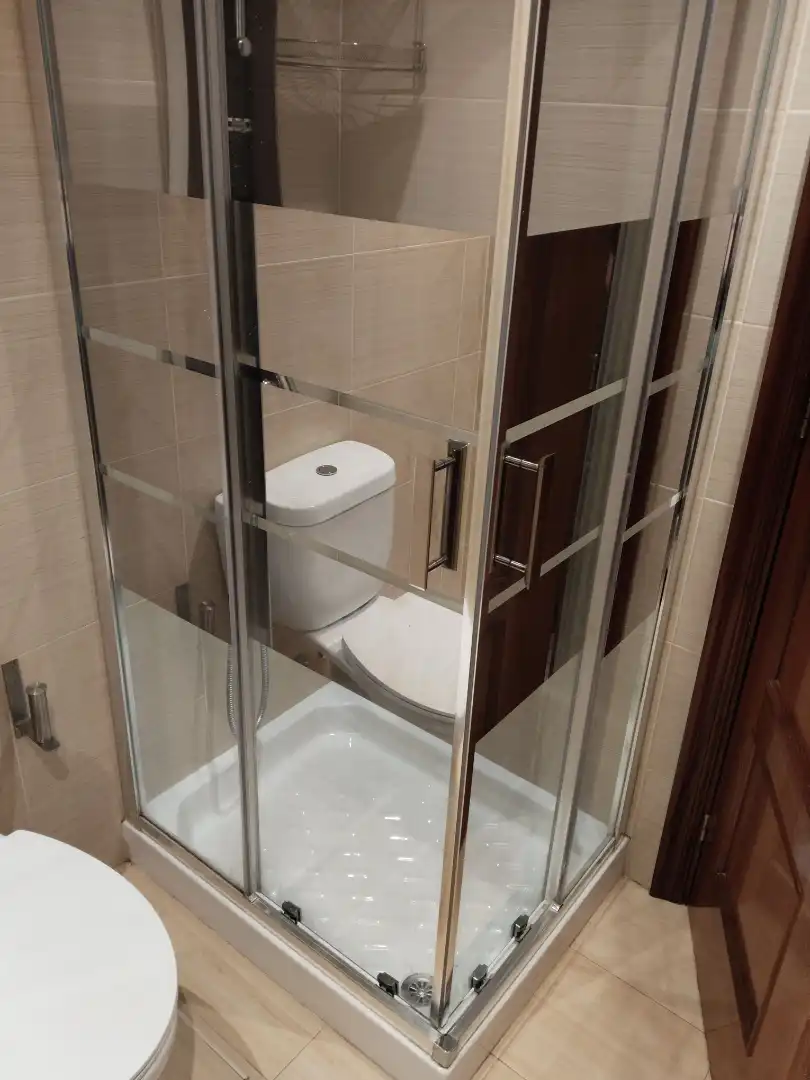 Baño de Casa adosada en venta en La Algaba con Aire acondicionado y Balcón