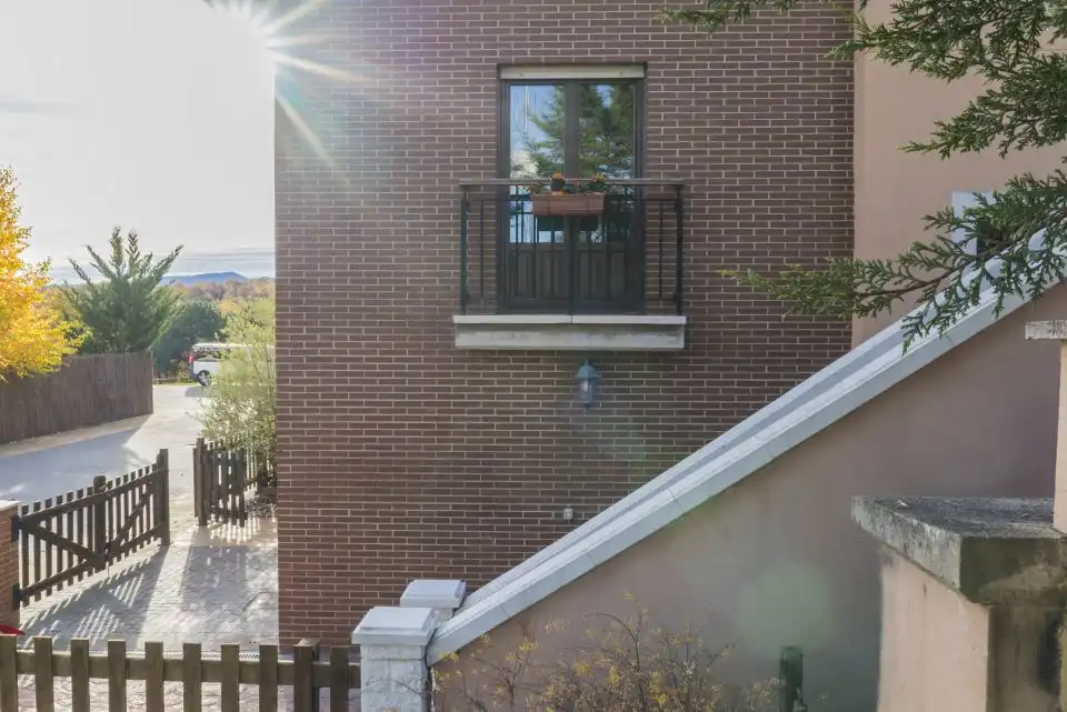 Terrassa de Casa adosada en venda en Sojuela amb Calefacció