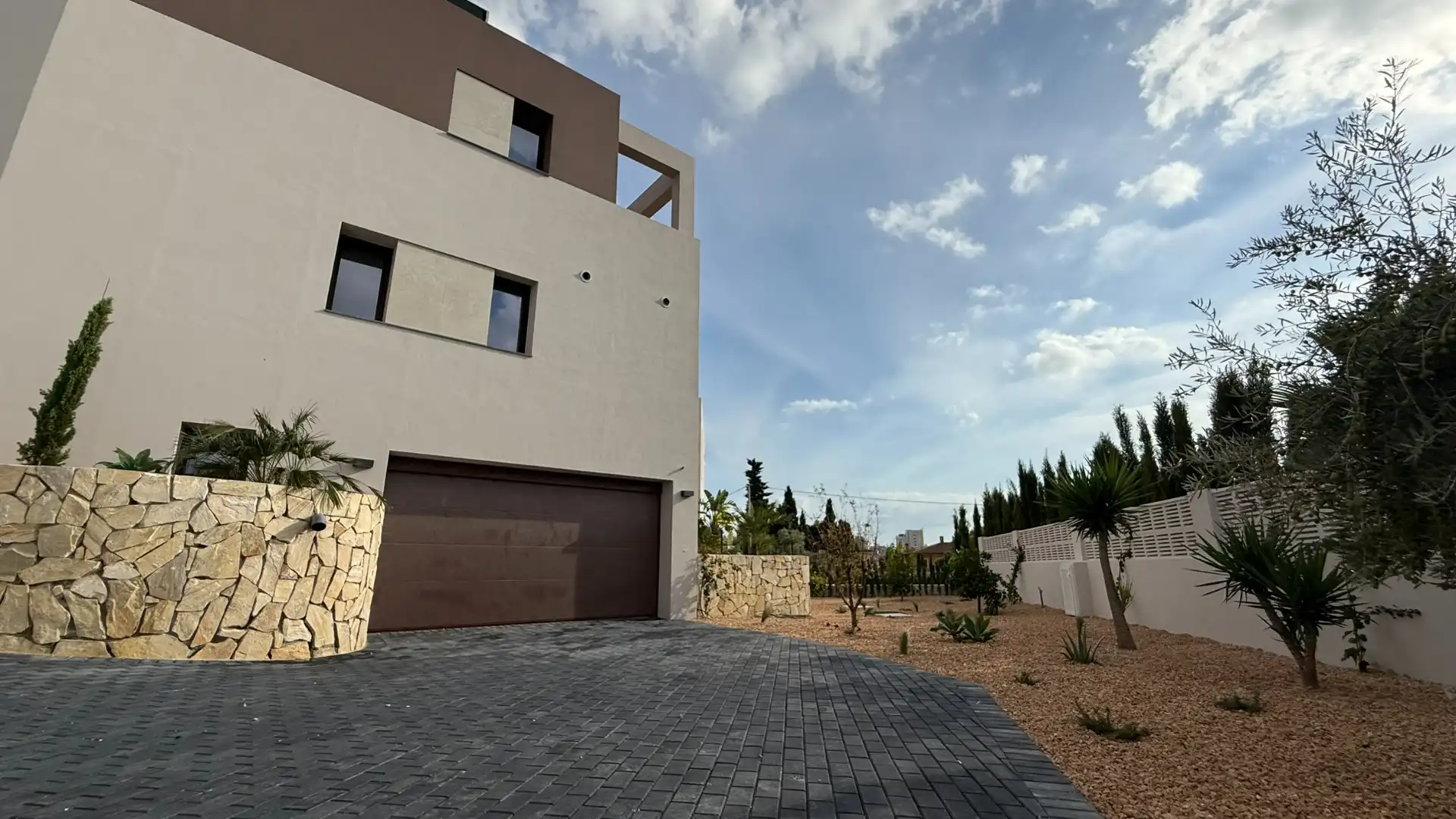 Vista exterior de Casa o xalet en venda en Calpe / Calp amb Aire condicionat, Calefacció i Jardí privat