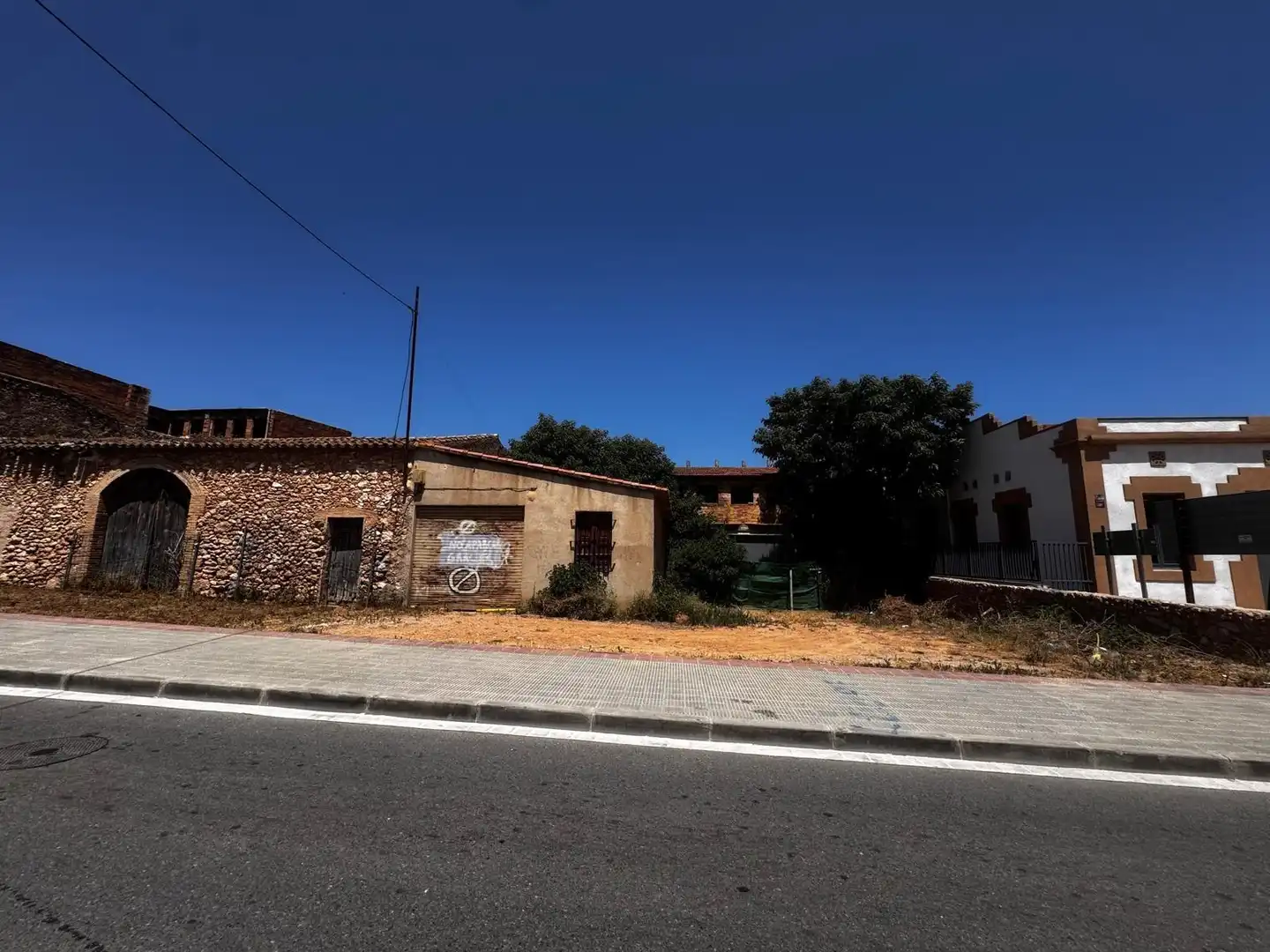 Außenansicht von Residential zum Verkauf in Llorenç del Penedès