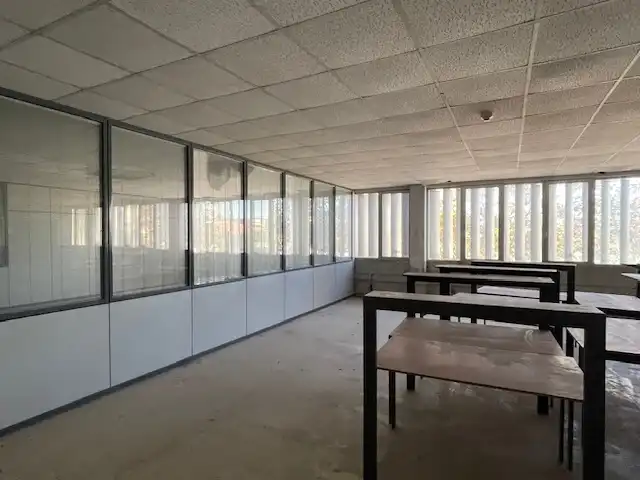 Business premises to rent in Carrer de Rocafort, imagen 3