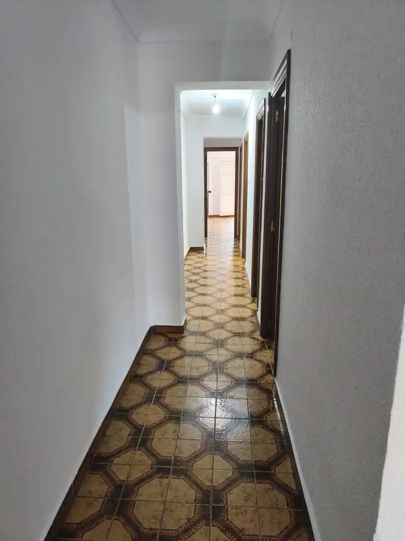Flat for sale in Valencia  with Balcony