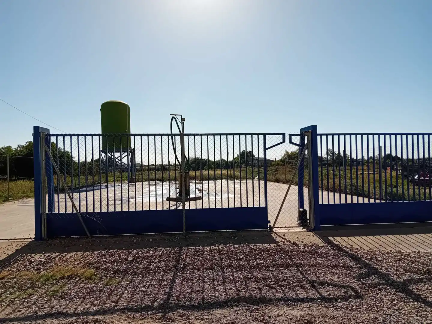 Piscina de Nau industrial de lloguer en Calahorra