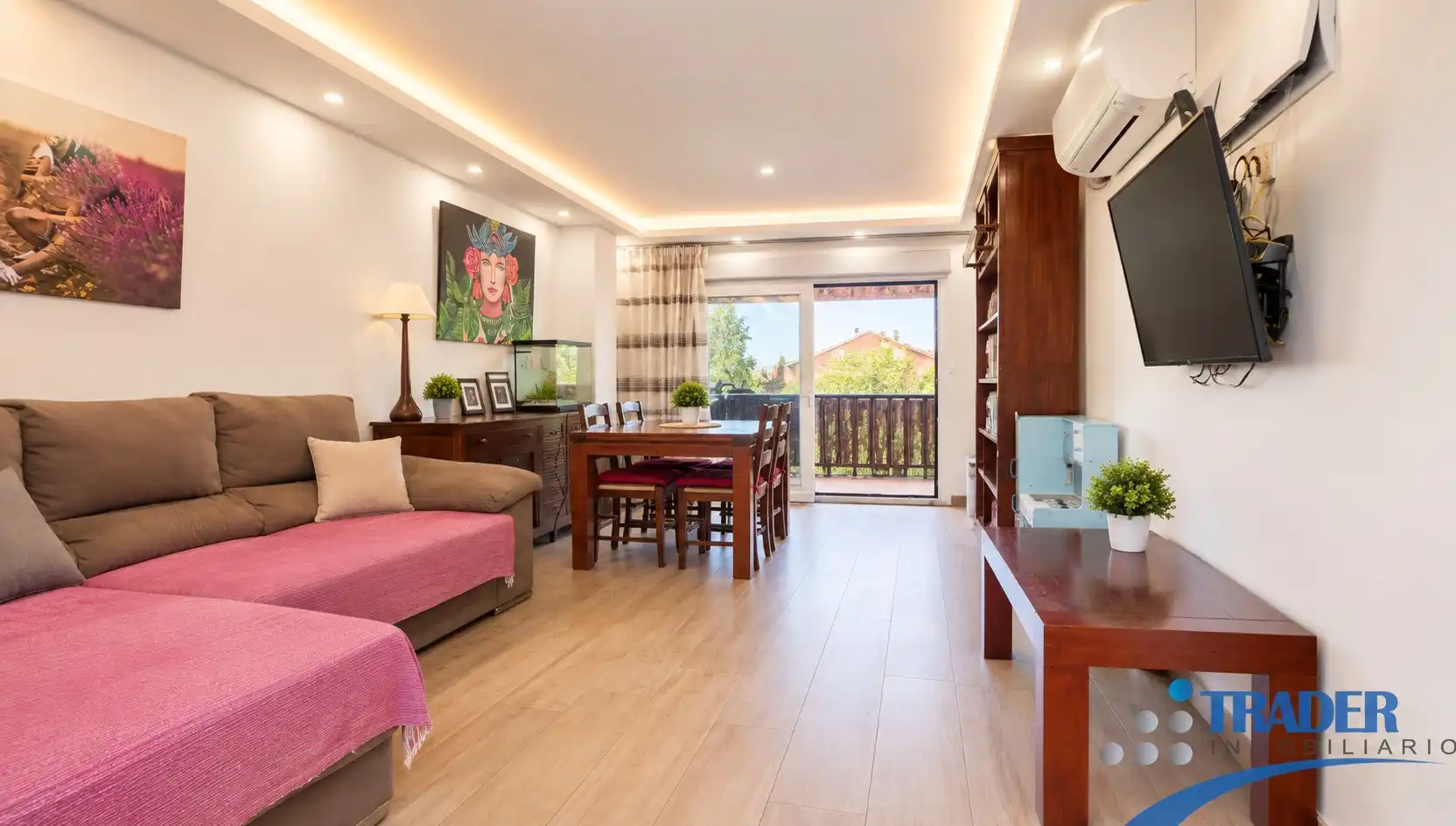 Flat with terrace for sale in Calle Cuarta Dimensión 15, imagen 4