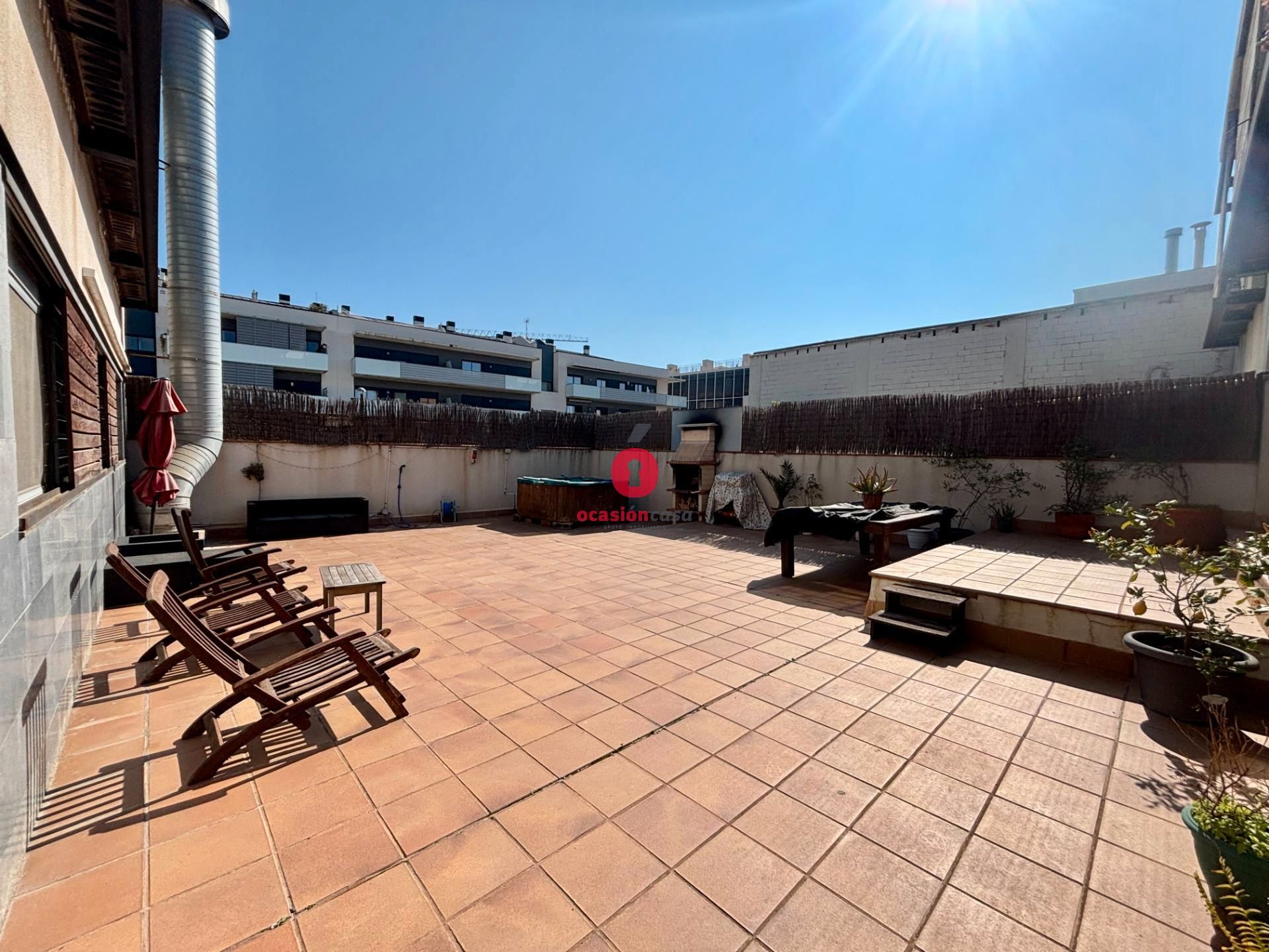 Terraza de Planta baja en venta en Badalona con Calefacción, Trastero y Horno