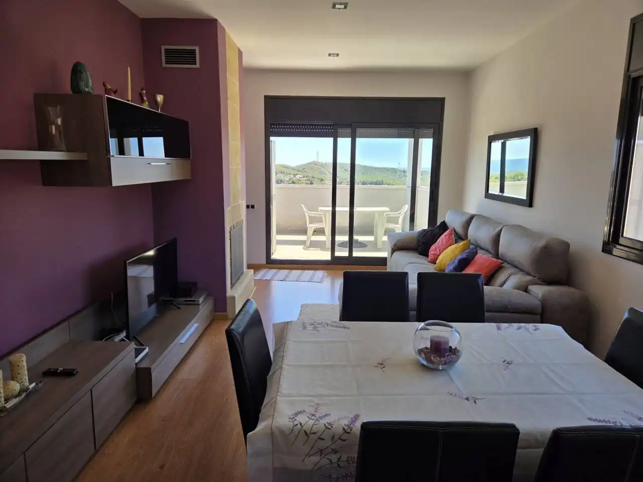 Sala de estar de Casa o chalet en venta en Cunit con Aire acondicionado, Calefacción y Jardín privado