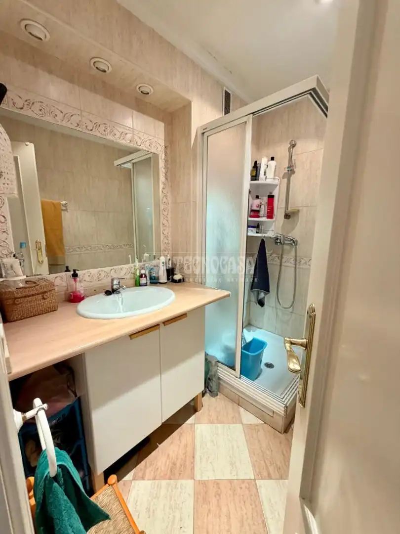 Baño de Piso en venta en Madrid con Parquet y Balcón