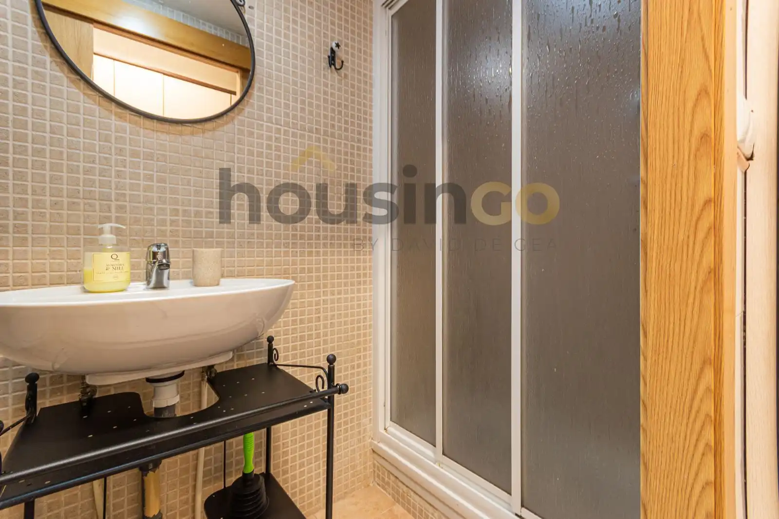 Badezimmer von Wohnungen zur Miete in Madrid mit Klimaanlage, Heizung und Möbliert