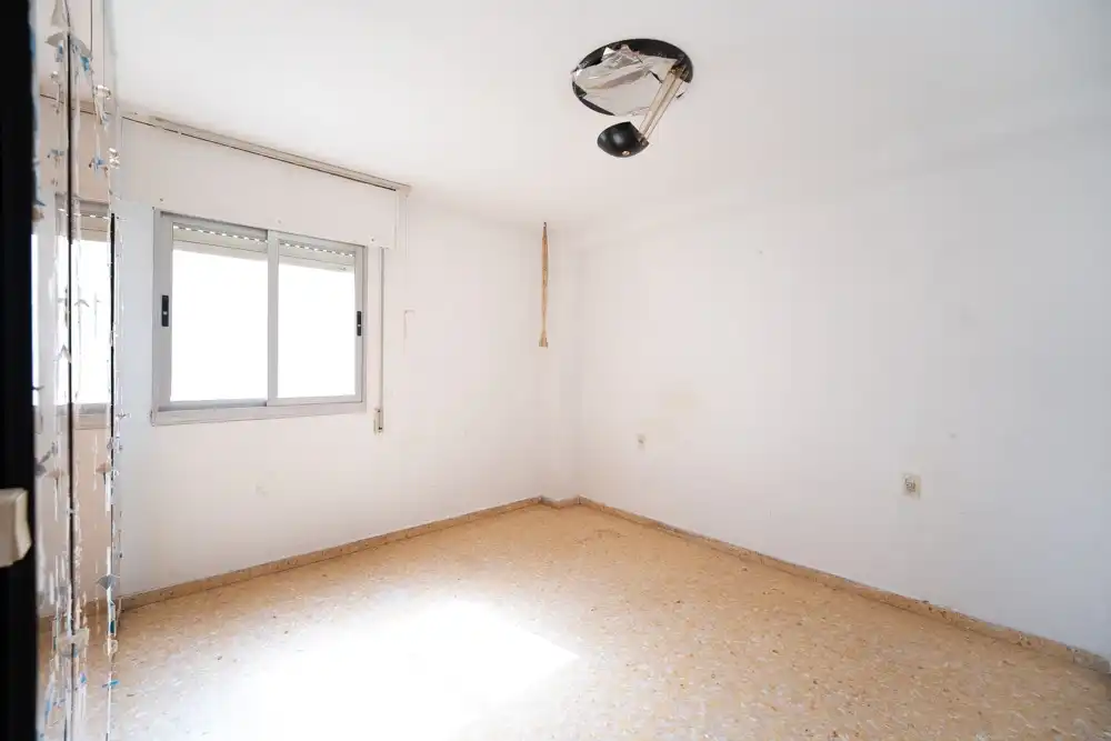 Habitación de Piso en venta en Valencia con Aire acondicionado y Calefacción